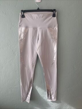 ALO Yoga Grey Leggings with Metallic Silver Accents